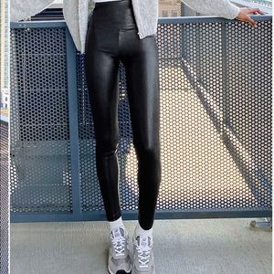 Wilfred Free Daria Legging